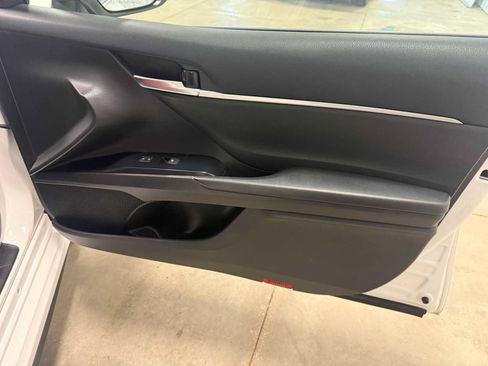 Certified 2020 Toyota Camry SE FWD image 26