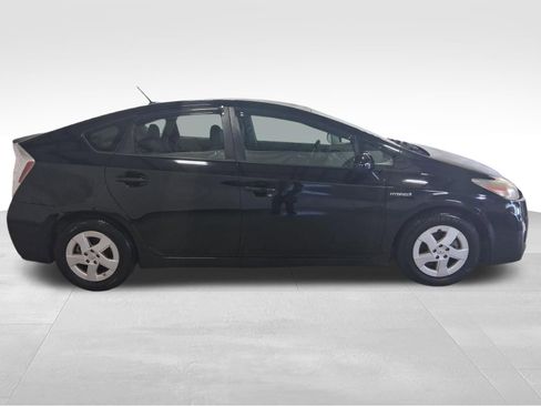 Used 2011 Toyota Prius Four w/ Preferred Accessory Pkg image 4