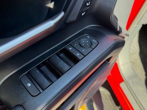 New 2026 Toyota 4Runner Limited AWD/4WD image 10