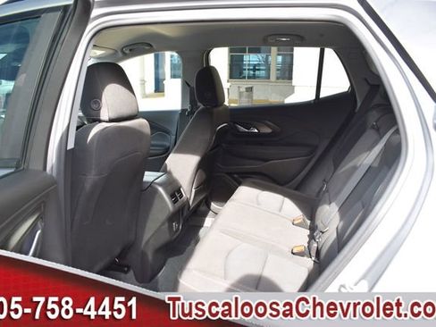 Used 2024 GMC Terrain SLE w/ Driver Convenience Package image 21