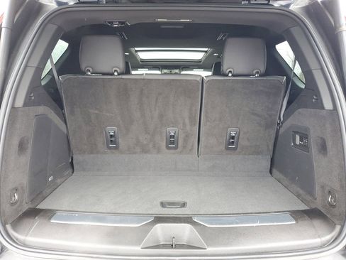 Used 2023 Cadillac Escalade Sport w/ LPO, ONYX Package image 28