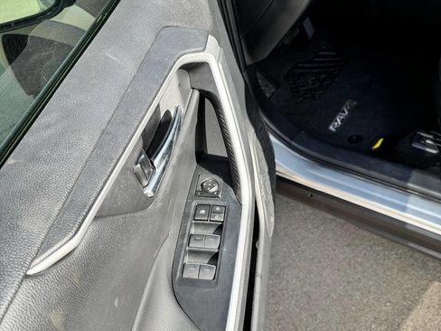 Used 2024 Toyota RAV4 XLE w/ Convenience Package image 35