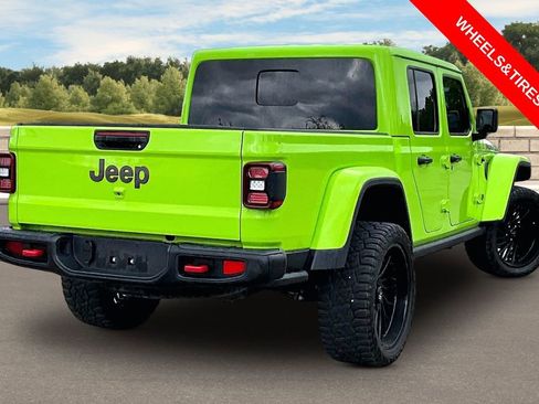 Used 2021 Jeep Gladiator Rubicon AWD/4WD image 9