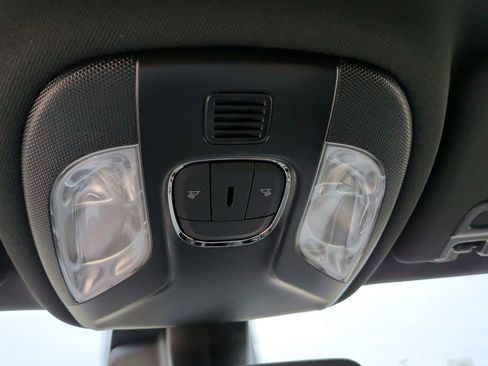 New 2026 Jeep Compass Latitude image 20