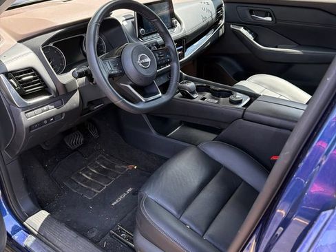 Used 2023 Nissan Rogue SL AWD/4WD image 5