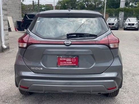 New 2025 Nissan Kicks Play S image 5