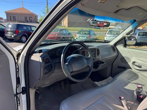 Used 1998 Ford F150 XL image 7