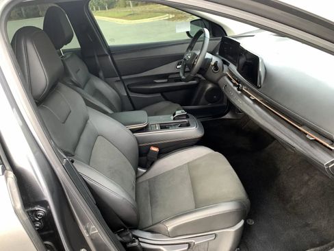 Used 2023 Nissan Ariya AWD image 20