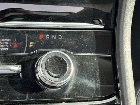 Certified 2023 Jeep Grand Cherokee Limited w/ Black Appearance Package image 24