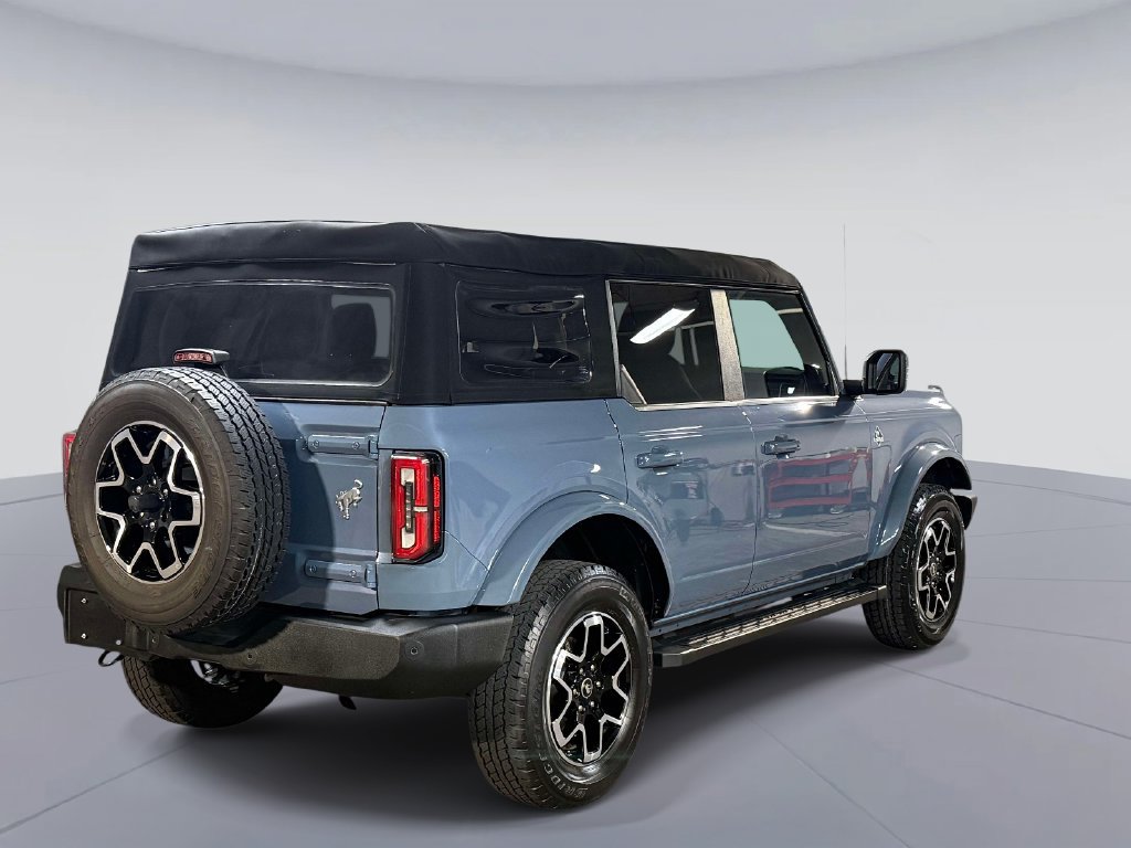 Used 2023 Ford Bronco Outer Banks AWD/4WD image 10