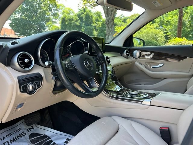 Used 2019 Mercedes-Benz GLC 300 image 11