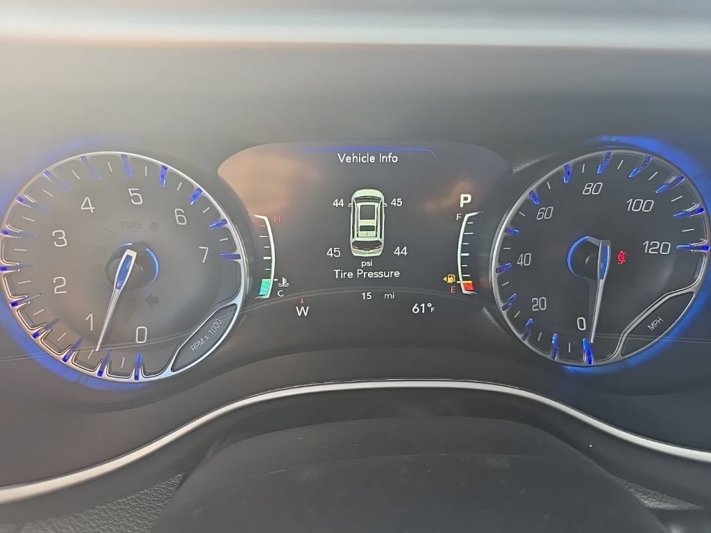 New 2026 Chrysler Pacifica Select FWD image 17