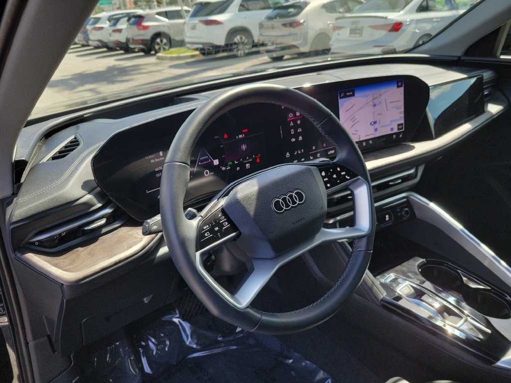 Used 2025 Audi Q5 Premium Plus w/ Premium Plus AWD/4WD image 7