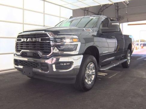Used 2026 RAM 2500 Big Horn AWD/4WD image 3