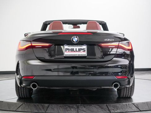 Used 2022 BMW 430i Convertible RWD image 3