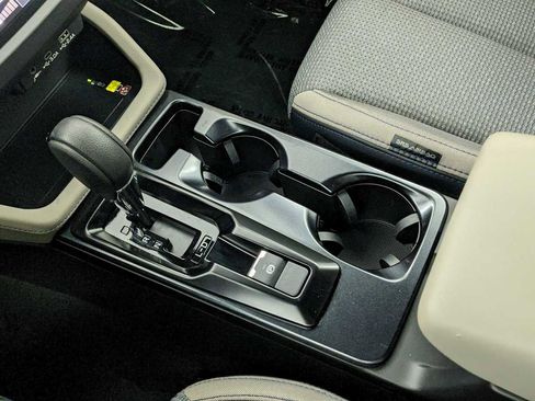 Used 2026 Subaru Forester Premium AWD/4WD image 18