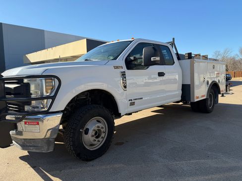 Used 2018 Ford F350 XL w/ Power Equipment Group image 27