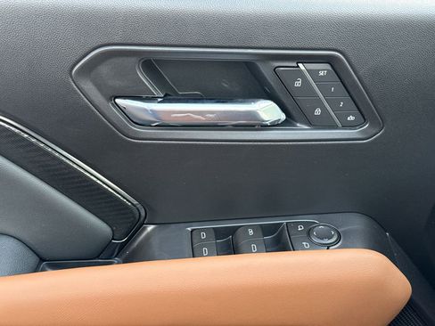 New 2026 GMC Canyon AT4 AWD/4WD image 15