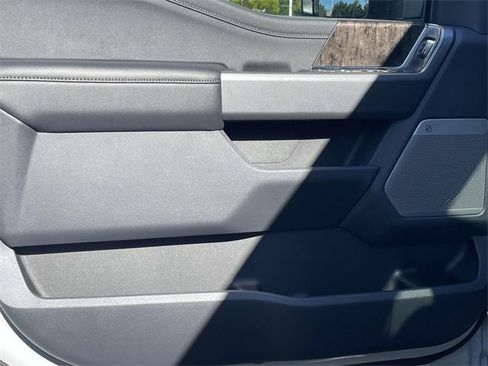 New 2025 Ford F250 Lariat w/ Lariat Ultimate Package image 13