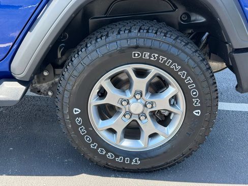 Used 2020 Jeep Wrangler Unlimited Sport AWD/4WD image 30