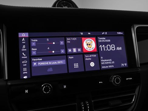 Certified 2023 Porsche Macan Turbo AWD/4WD image 39