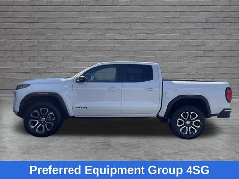 Used 2024 GMC Canyon AT4 AWD/4WD image 4