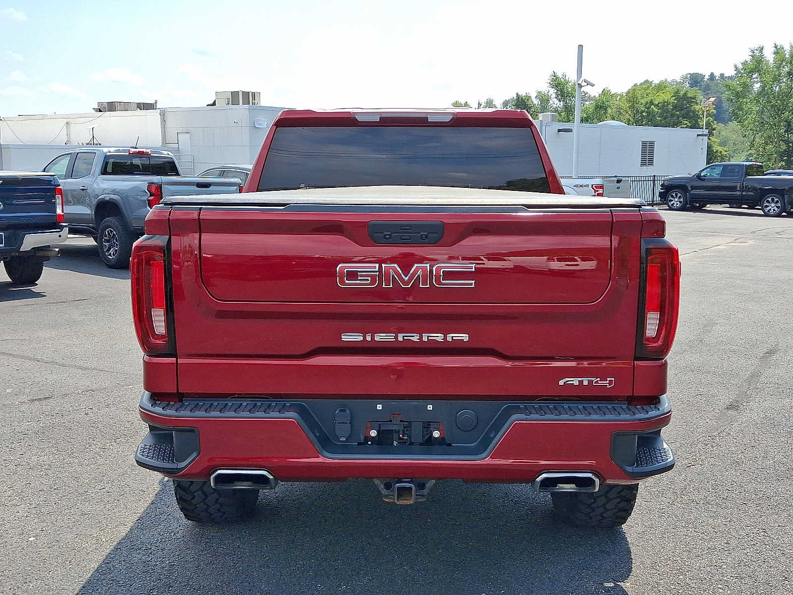 Used 2021 GMC Sierra 1500 AT4 AWD/4WD image 5
