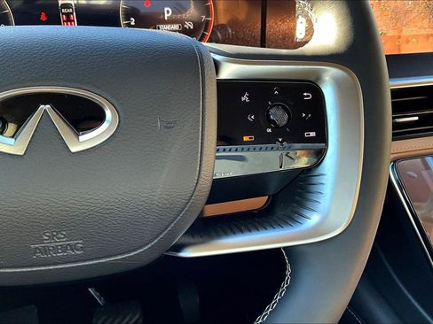 Used 2025 INFINITI QX80 Luxe image 19