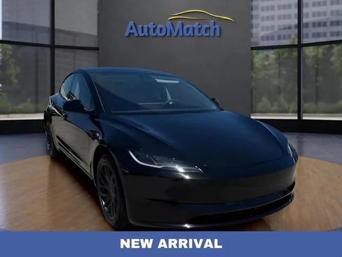 Used 2026 Tesla Model 3 RWD image 1