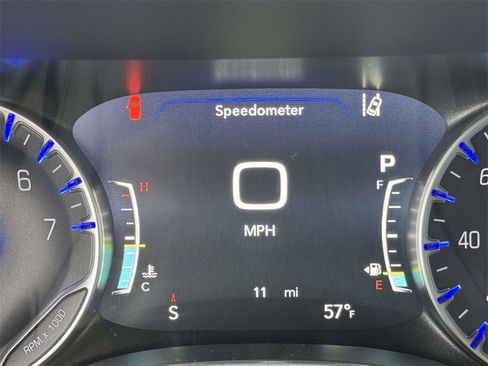 New 2026 Chrysler Pacifica Select image 24