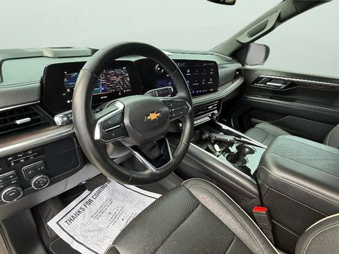 Certified 2025 Chevrolet Suburban Premier AWD/4WD image 18