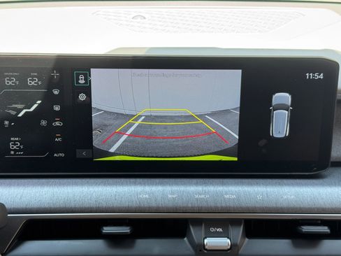 Used 2024 Kia EV9 Wind AWD/4WD image 28