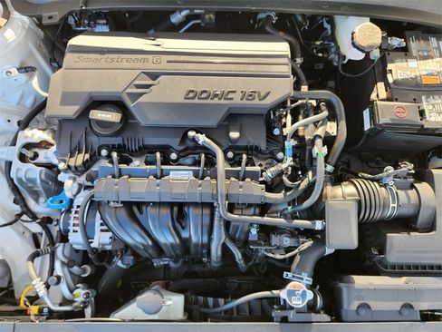 New 2025 Kia K4 LXS image 20