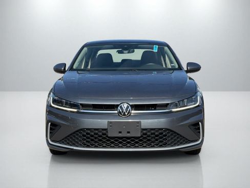 Used 2025 Volkswagen Jetta SE FWD image 11