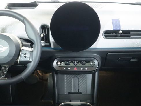 Certified 2025 MINI Cooper S image 14