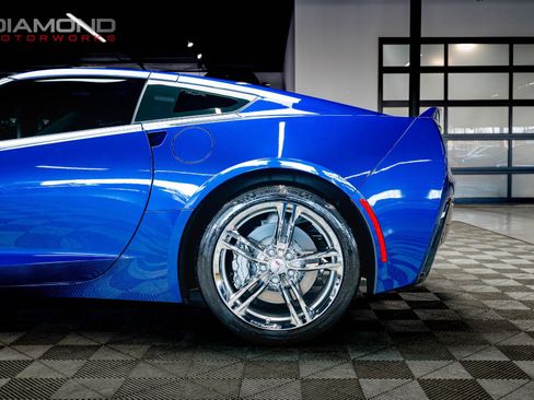 Used 2016 Chevrolet Corvette Stingray 2LT w/ 2LT Preferred Equipment Group image 10