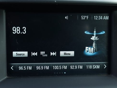 Used 2019 GMC Acadia SLE image 28