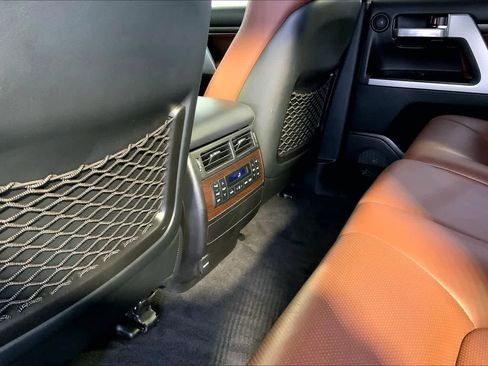 Used 2019 Toyota Land Cruiser AWD/4WD image 36