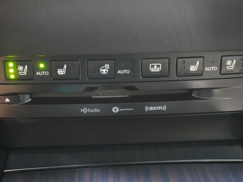 Used 2019 Lexus ES 350 w/ Luxury Package image 21