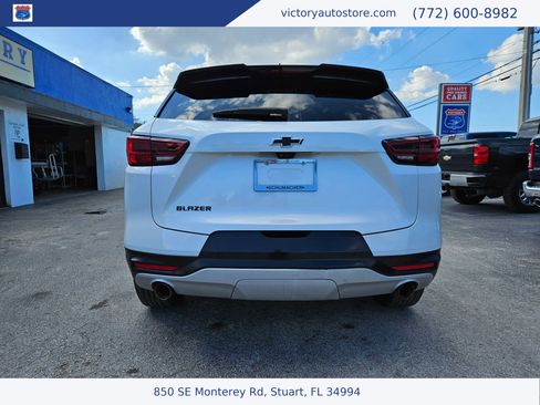 Used 2024 Chevrolet Blazer LT w/ Sound & Technology Package image 6