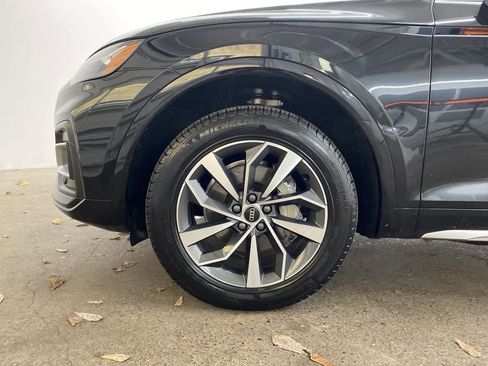 Used 2021 Audi Q5 Premium Plus image 11