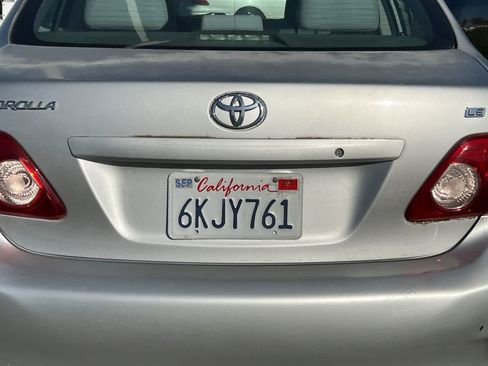 Used 2010 Toyota Corolla LE FWD image 19