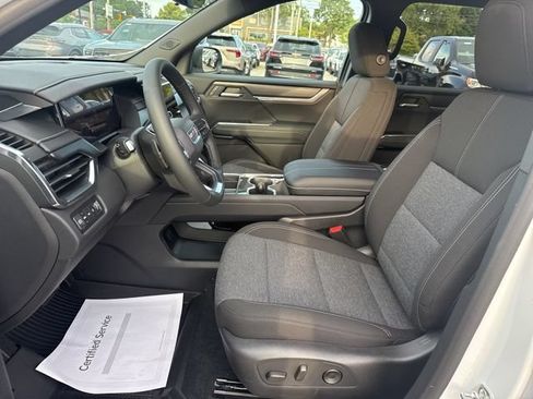 New 2026 GMC Acadia Elevation w/ LPO, Floor Liner Package AWD/4WD image 11