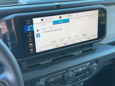 New 2026 Jeep Gladiator Sport image 21