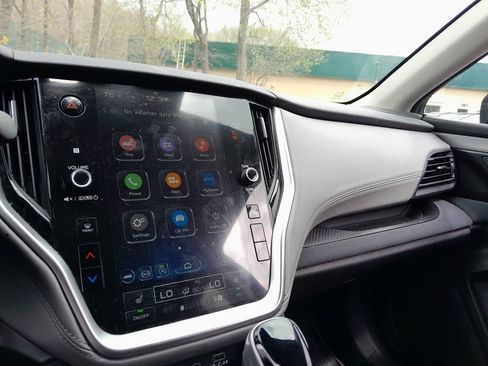 Used 2023 Subaru Outback Premium image 22