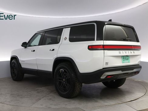 Used 2024 Rivian R1S Adventure image 17