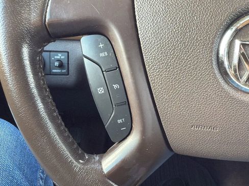Used 2013 Buick Enclave Leather image 12