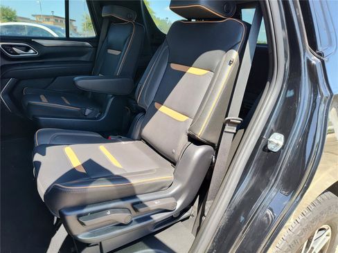 Used 2024 GMC Yukon AT4 w/ Technology Package image 28