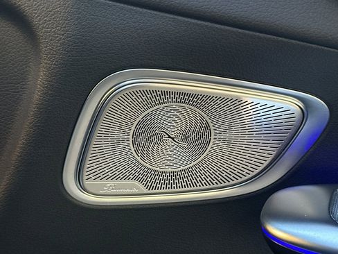 Certified 2023 Mercedes-Benz GLC 300 image 32