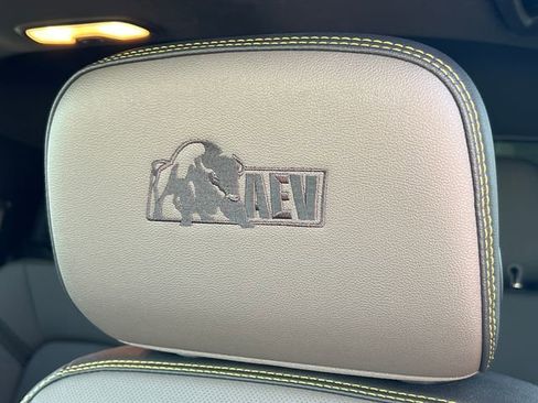 Used 2025 Chevrolet Colorado ZR2 w/ ZR2 Bison Edition AWD/4WD image 6
